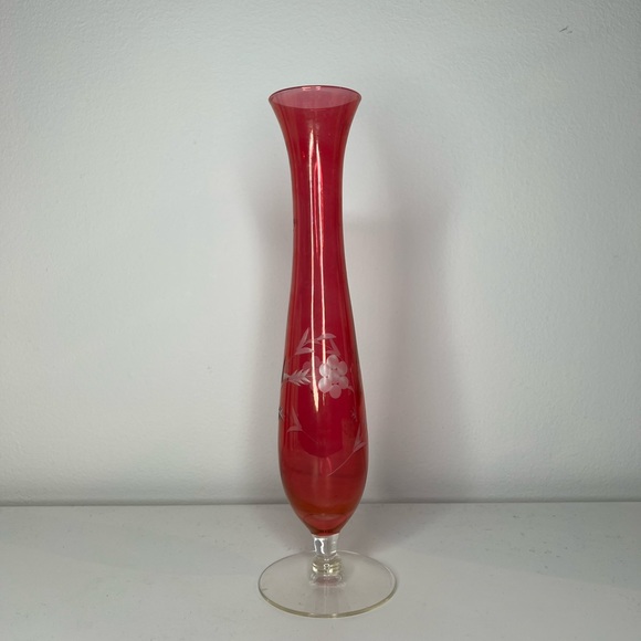 Sold - Antique Vintage Cranberry Floral Etched Glass Vase - Picture 3 of 7